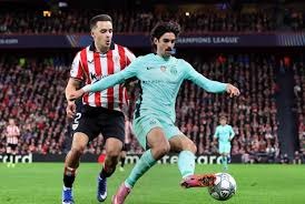 2022 王者归来：韦兰德在接受 TJ 手术回归后，以 39 岁高龄全票夺得赛扬奖