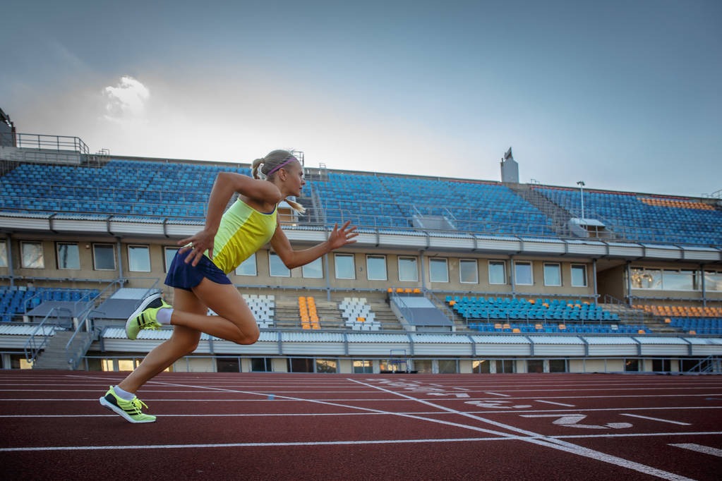 棒球与劳资协议：解析薪资仲裁对中坚力量球员收入的影响逻辑